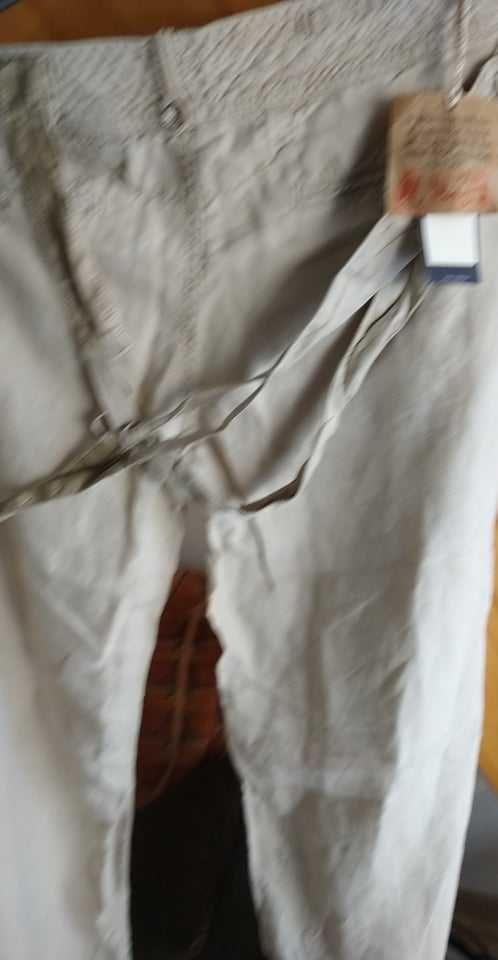 Nowe z metką RYPLEY ekstra spodnie z szelkami r. L