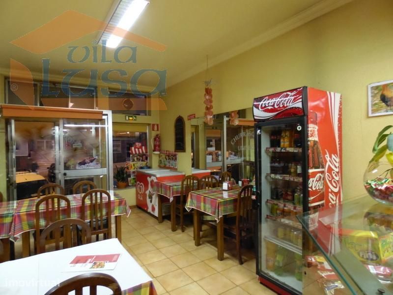 Restaurante Valadares mobilado cozinha completamente equipada a fun...