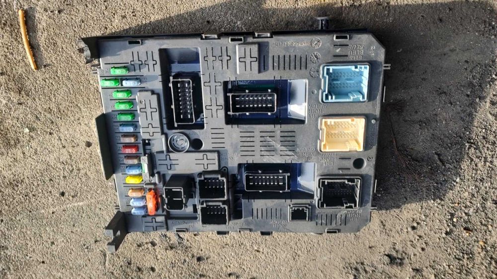 Moduł sterownik BSI 966689.568001 Citroen c5 III x7 c4 Picasso