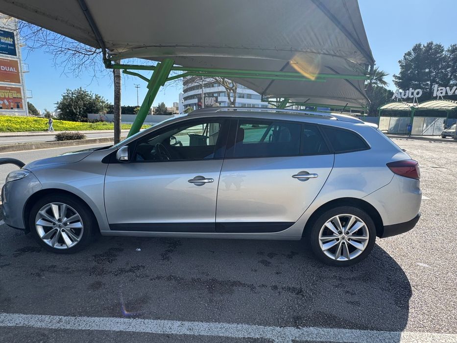 Vendo Megane com poucos kms