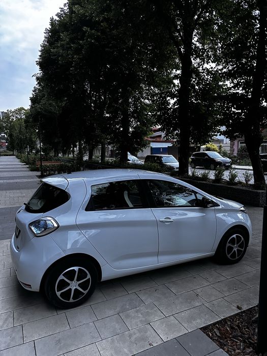 Оренда Renault zoe 40 квт