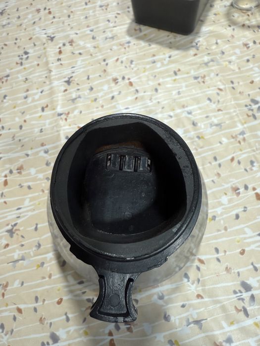 Tremonha para moinho de café