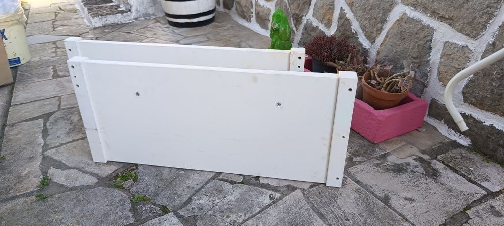 Topo e pés de cama para crianca