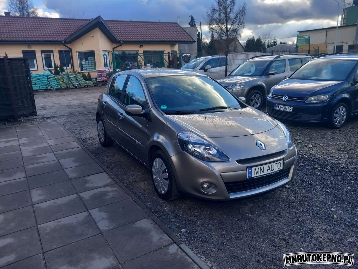 RENAULT CLIO 1200 benzyna super stan po oplatach