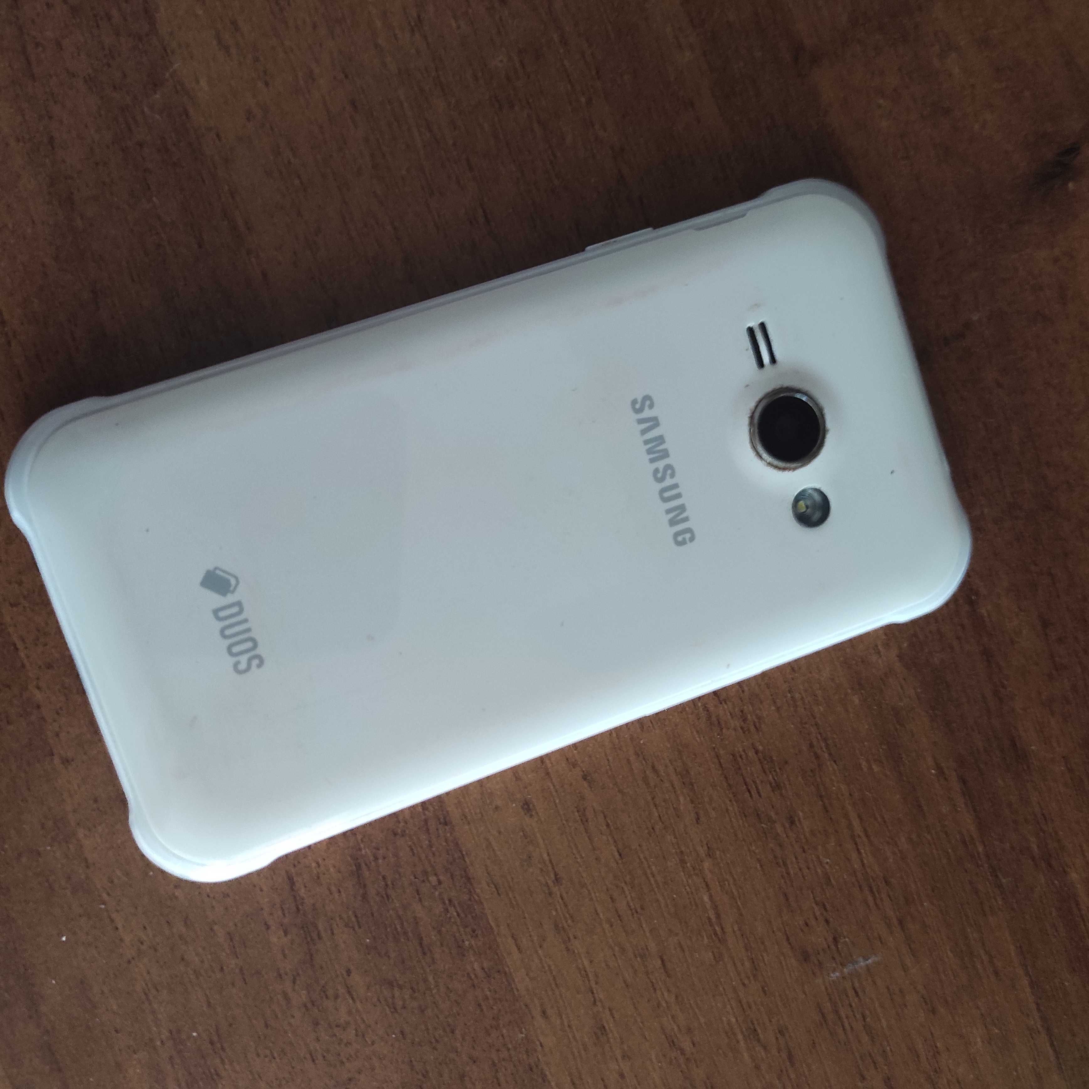 Samsung galaxy j1 ace