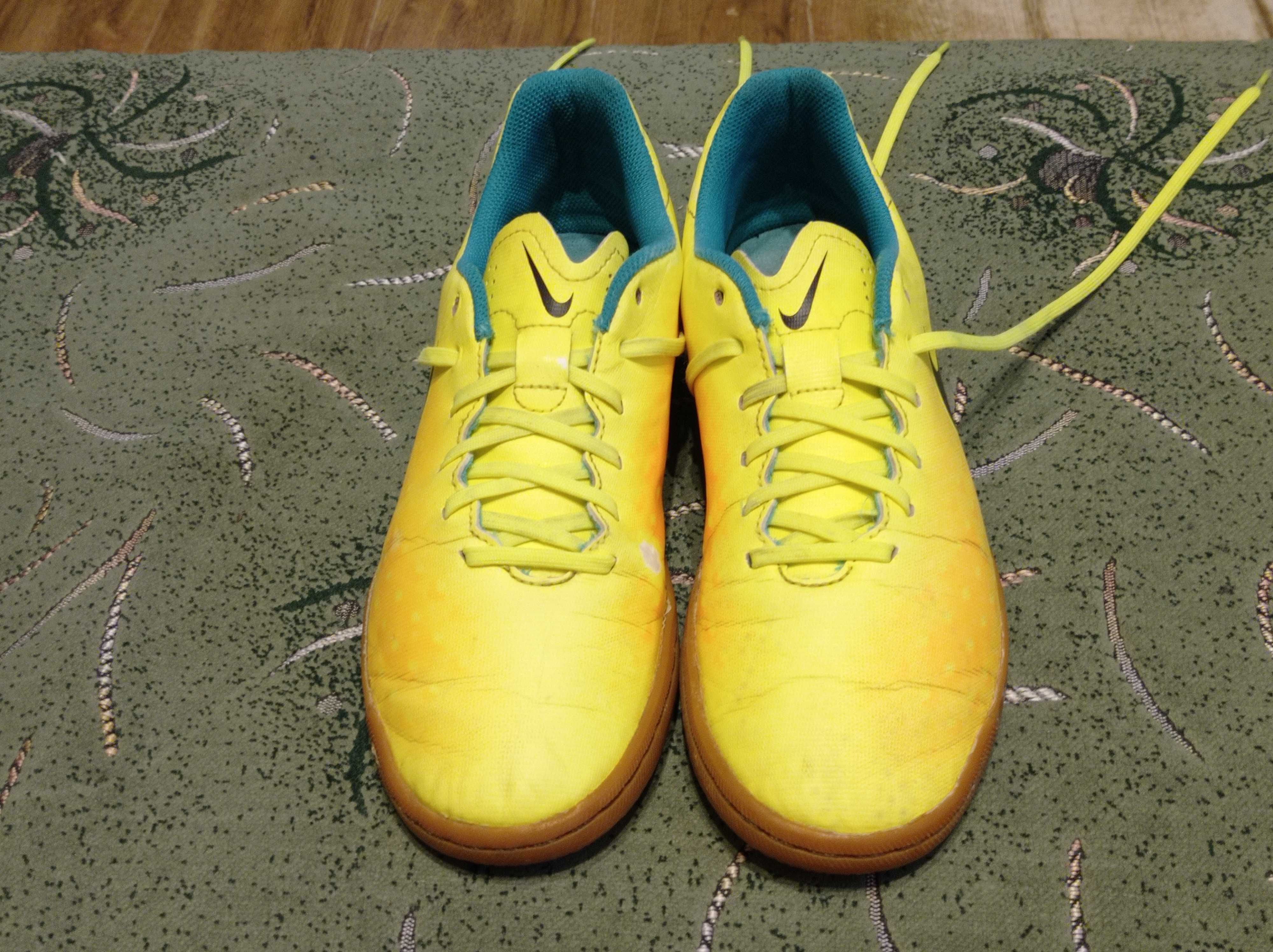 Футзалки Nike Magista X оригинал размер-40 стелька-25,5см