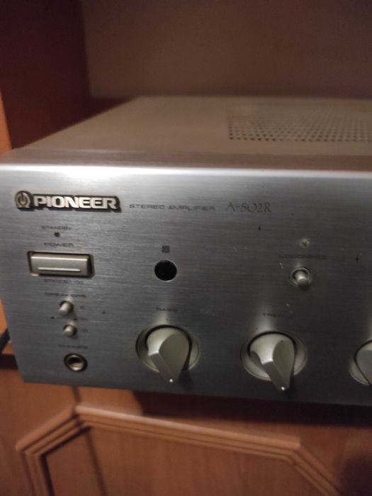 Pioner stereo amplifier a-502r