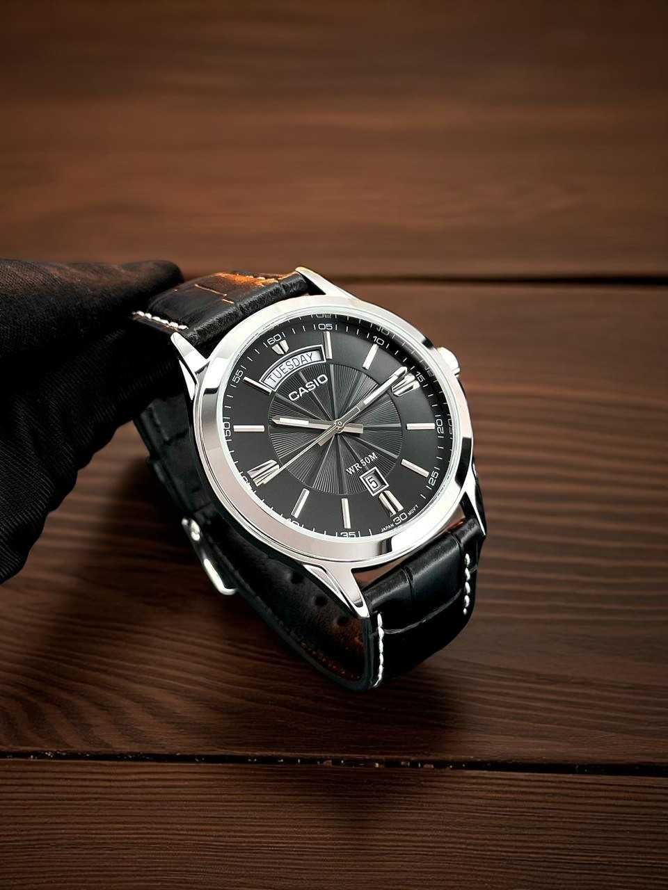 Годинник Casio MTP-1381L-1A, наручні часи Касіо, оригінал