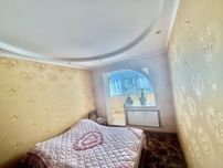 Затишна 3 кімнатна квартира на вул. Героів Украіни / Жадова