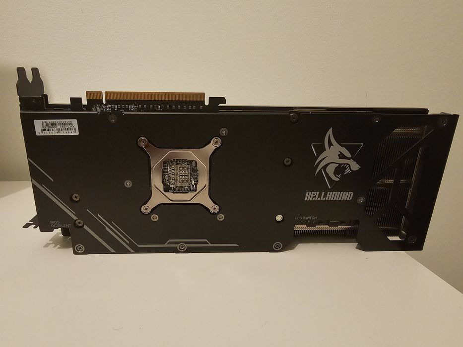 AMD Radeon RX 7800 XT Hellhound OC 16GB GDDR6