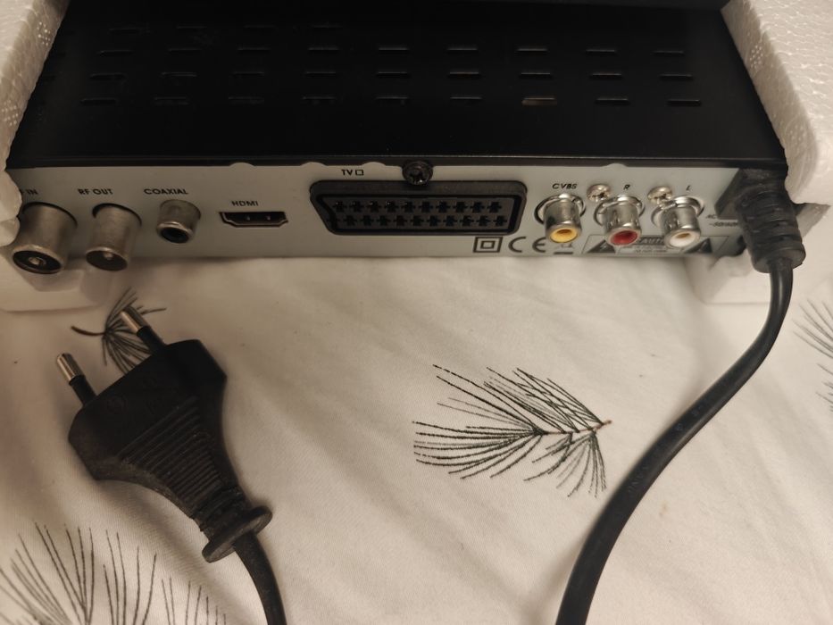 Dekoder DVB-T Cabletech URZ0083Q.