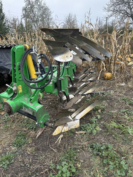 Плуг обертовий навісний Велес Агро ПОНМ-3-35+1