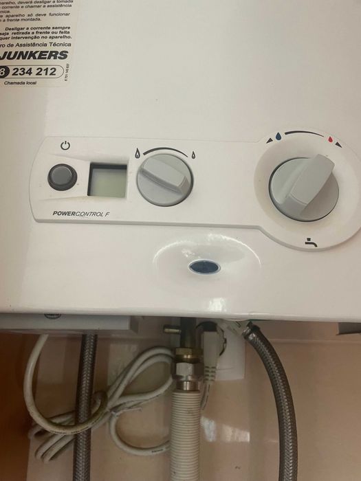 Esquentador com revisão feita ventilado Junkers