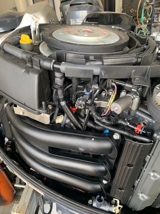 Motor yamaha F225CETL