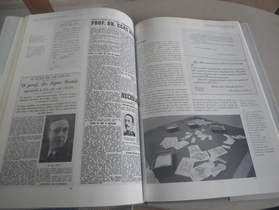 Retrato de Egas Moniz de Ana Leonor Pereira e outros