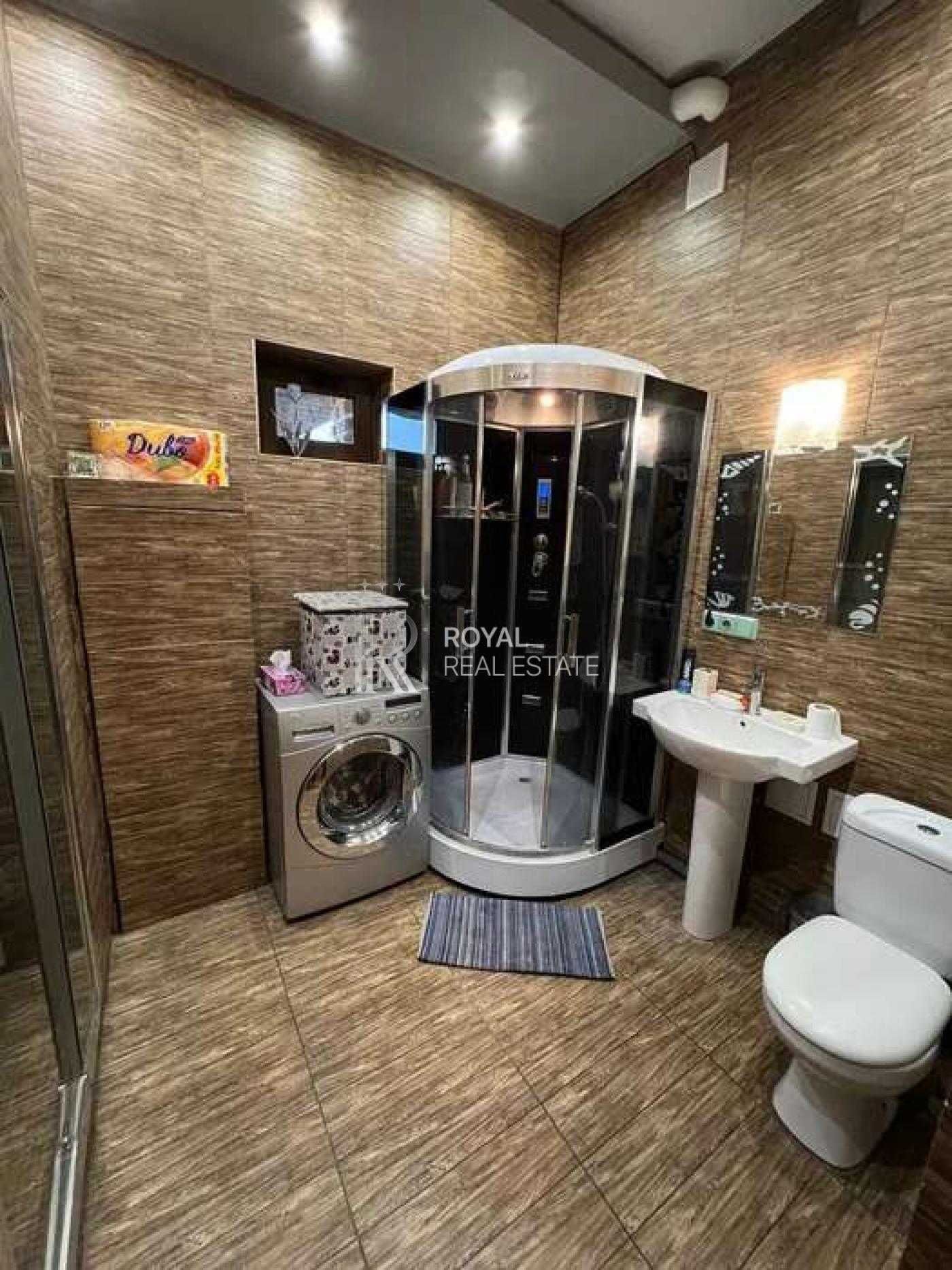 Продаж будинку 5к 340м2 2 поверхібасейн камін хамам гараж Лісне