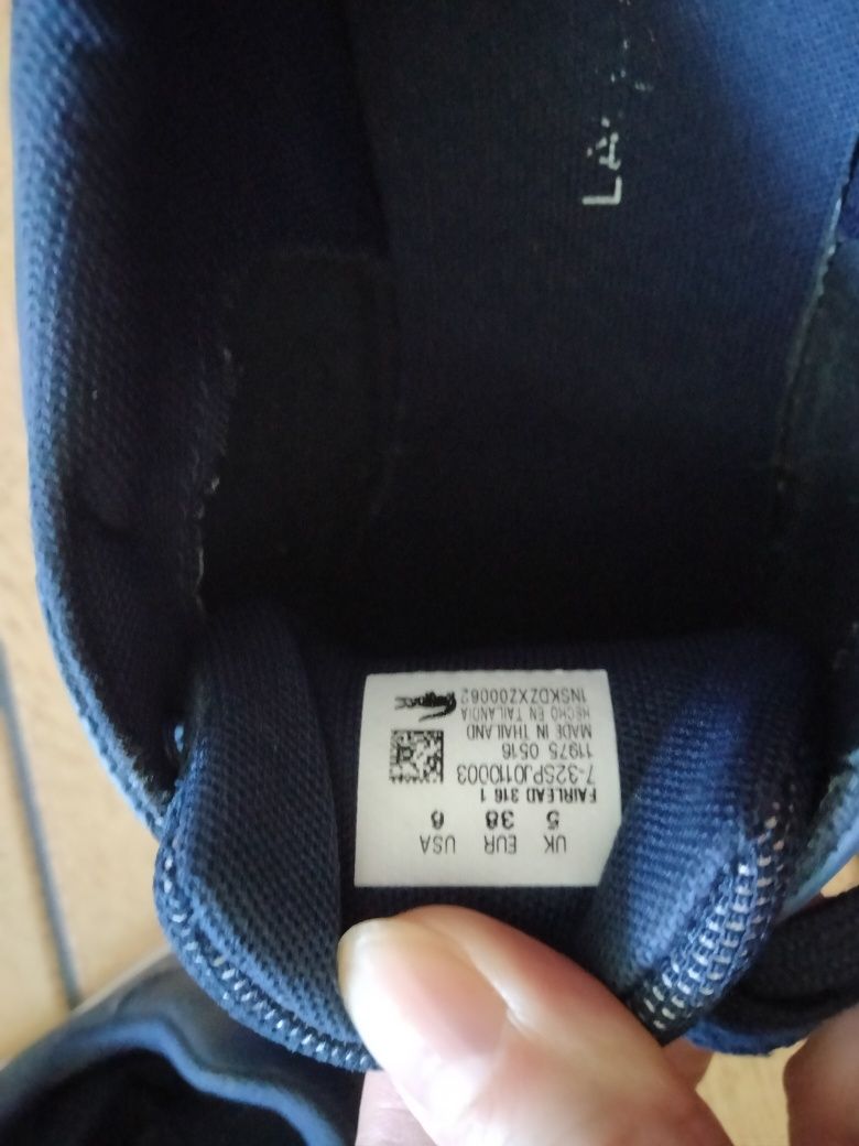 Buty sportowe dla chłopca Lacoste roz 38