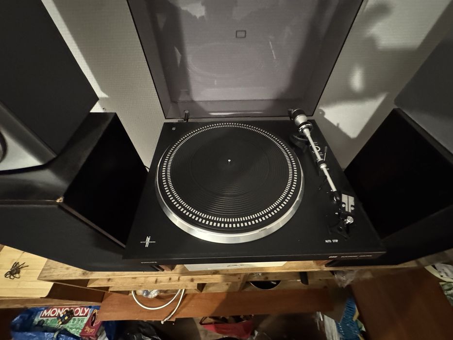 Gramofon Phillips 685 electronic control