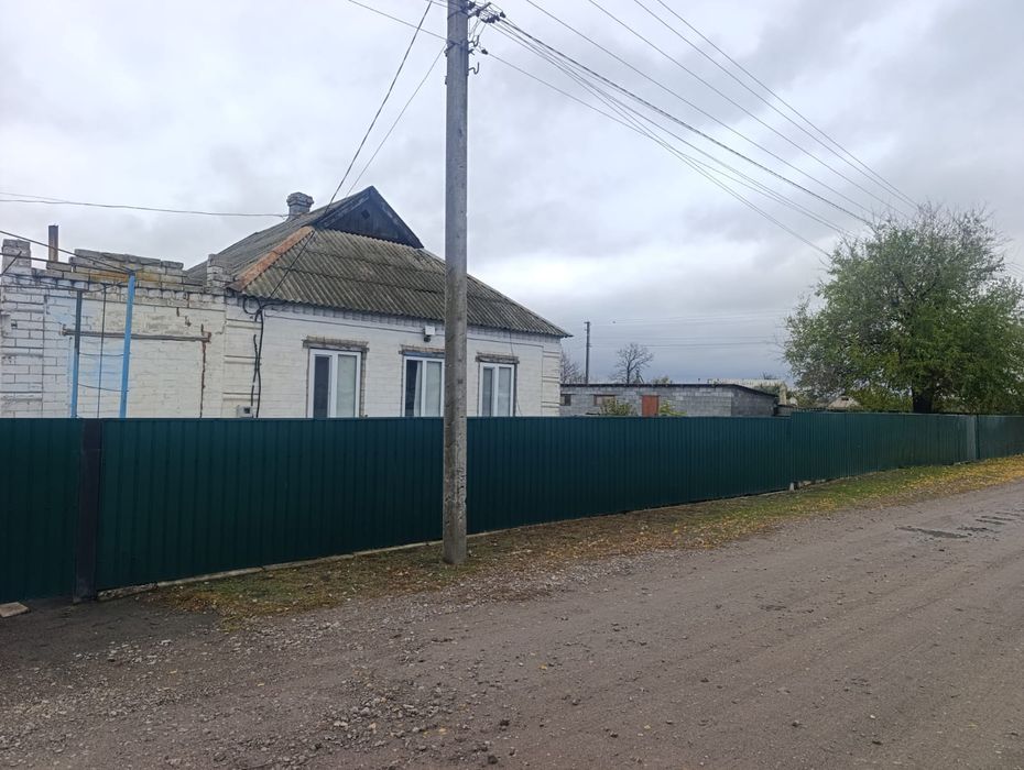 Продам будинок в селі Дмитрівка