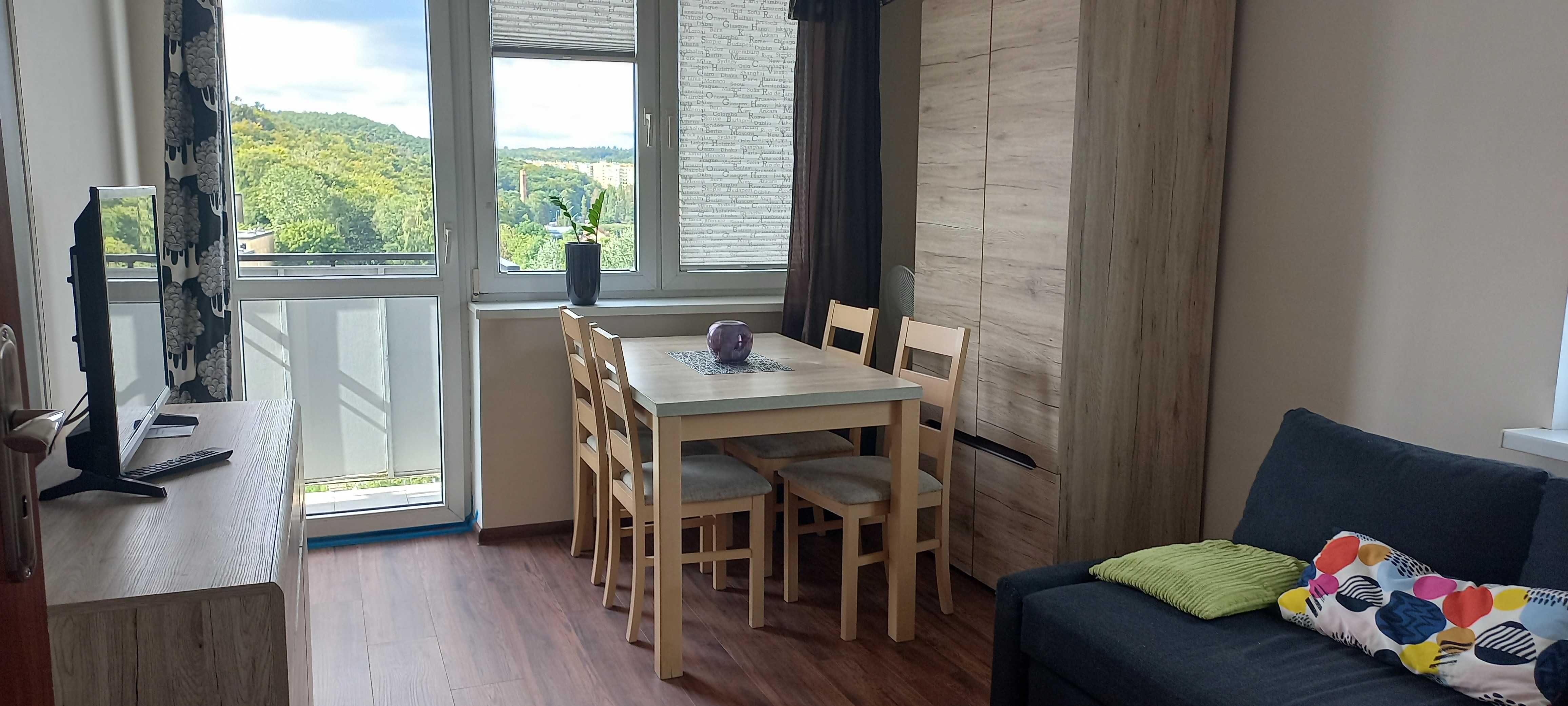 Sopot blisko SKM - 2 niezależne pokoje, oddzielna kuchnia, widok morze
