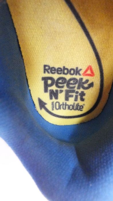 р. 22, ст. 14 см кожаные кроссовки Reebok Kids Ventureflex Stride США