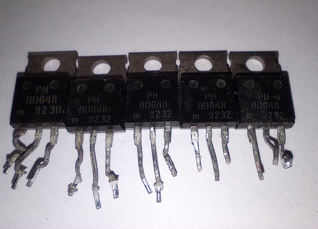 Лот 5 штук транзистор BD648 за 55 грн