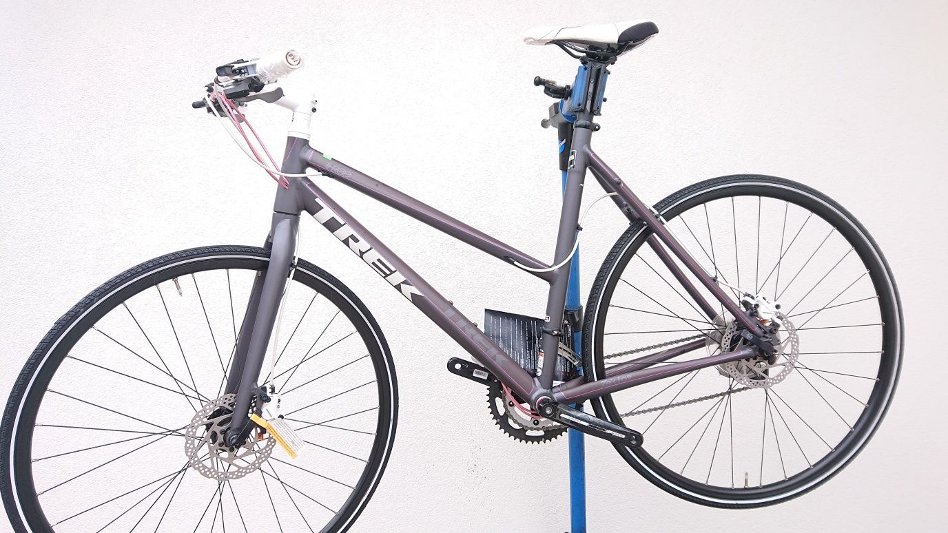 Trek Three Zektor Gravel