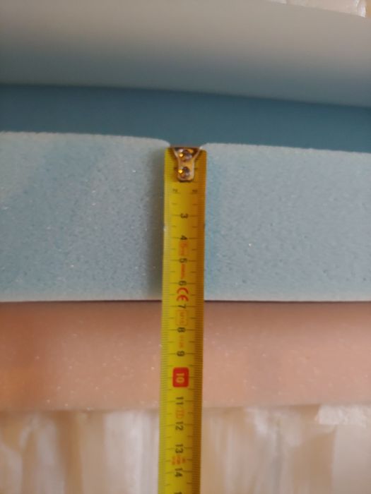 Pianka tapicerska, gąbka, maty.