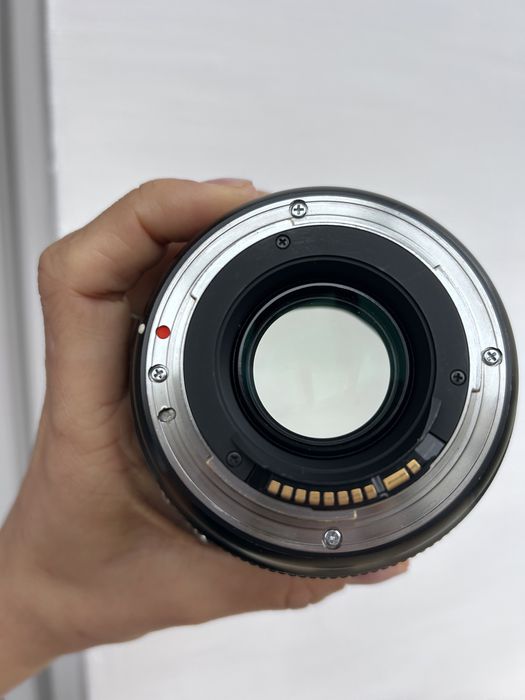 Обєктив sigma на кенон 24-35мм