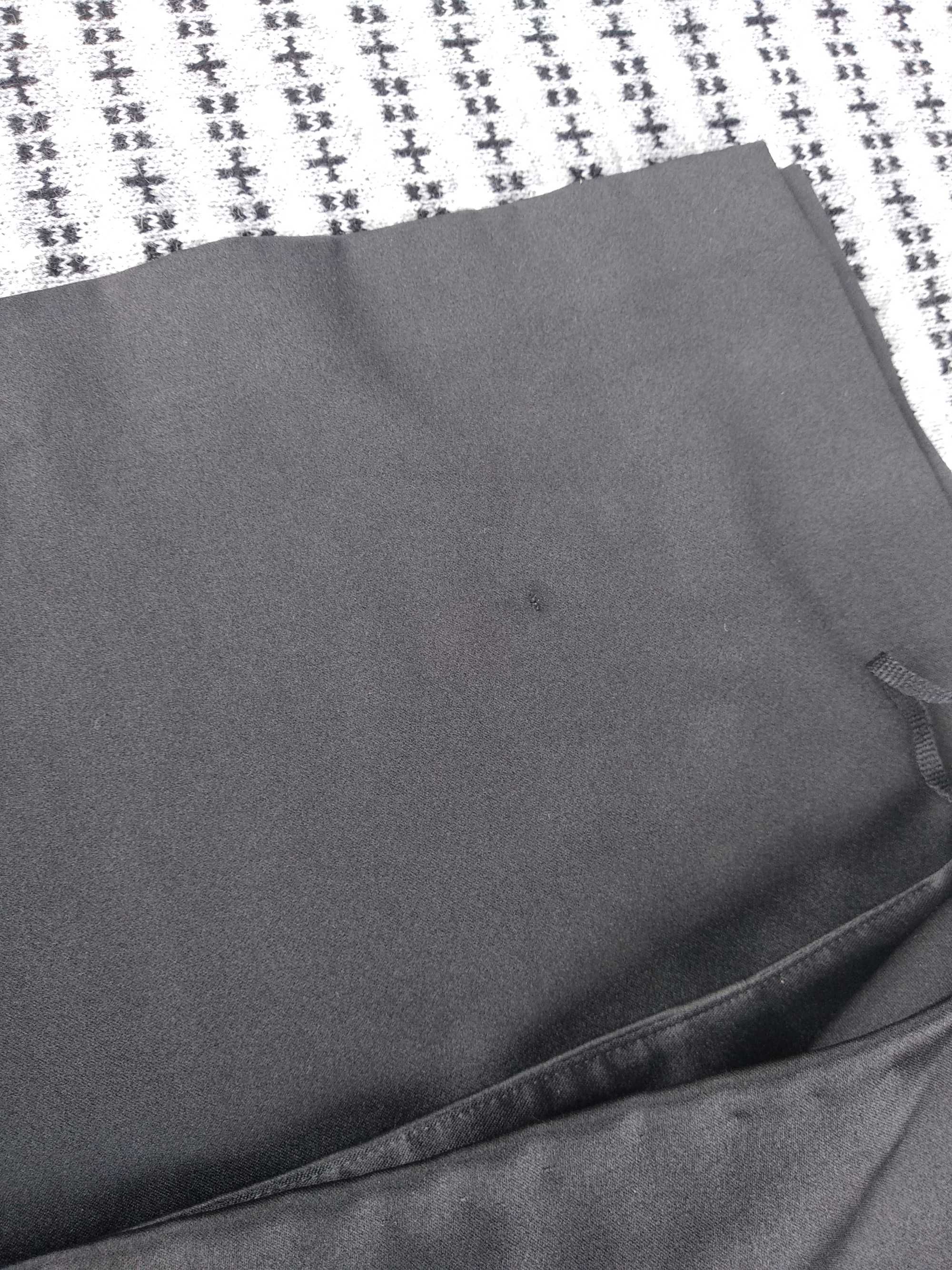 Spódnica czarna z rozcięciami r.36/38 new look
