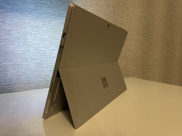 Microsoft SURFACE PRO 4 i7 512 najmocniejszy