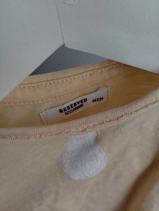 Żółty t-shirt w gruszki Reserved Eco Aware r. 74 cm