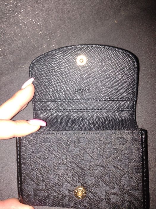 Portfel czarny DKNY
