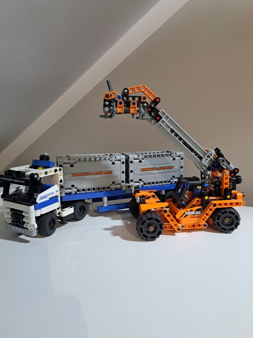 LEGO Technic 42062 Plac przeładunkowy