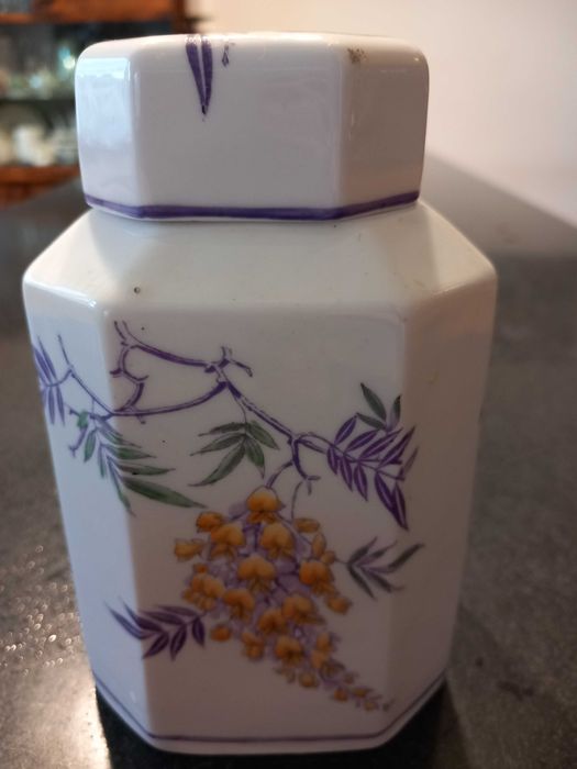 Pojemnik porcelanowy na herbate