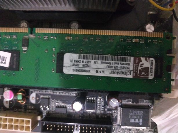 Модуль памяти Kingston DDR2 800Mhz 1GB KVR800D2N6/1Gb