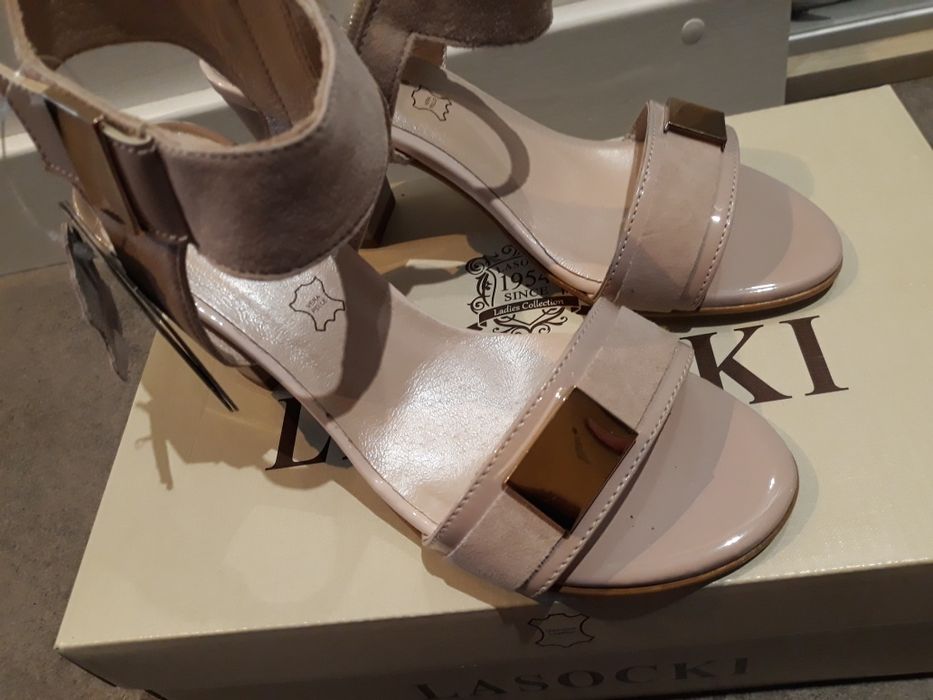 Sandały nowe z metką skórzane LASOCKI 35