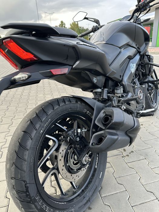 Bajaj dominar 400