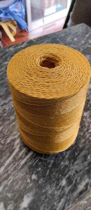 Vendo bobines de fio sisal 2mm amarelo
