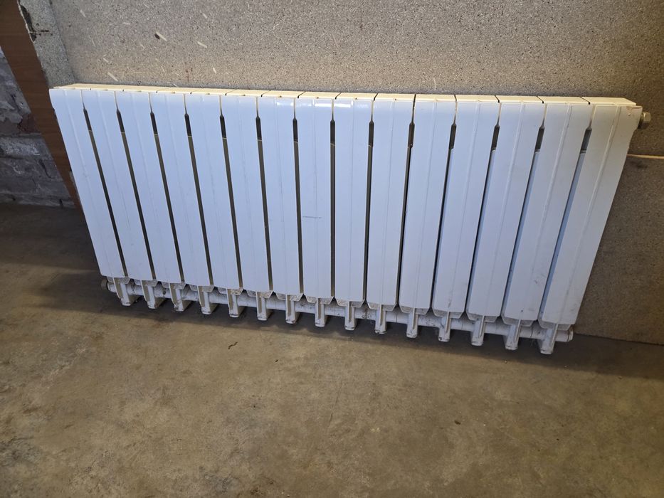 Grzejnik aluminiowy 15 żeberek