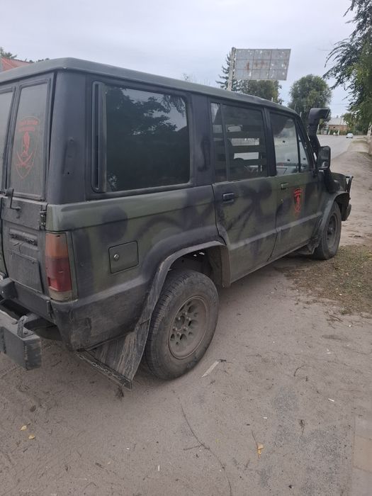 Ісузу Трупер рамник