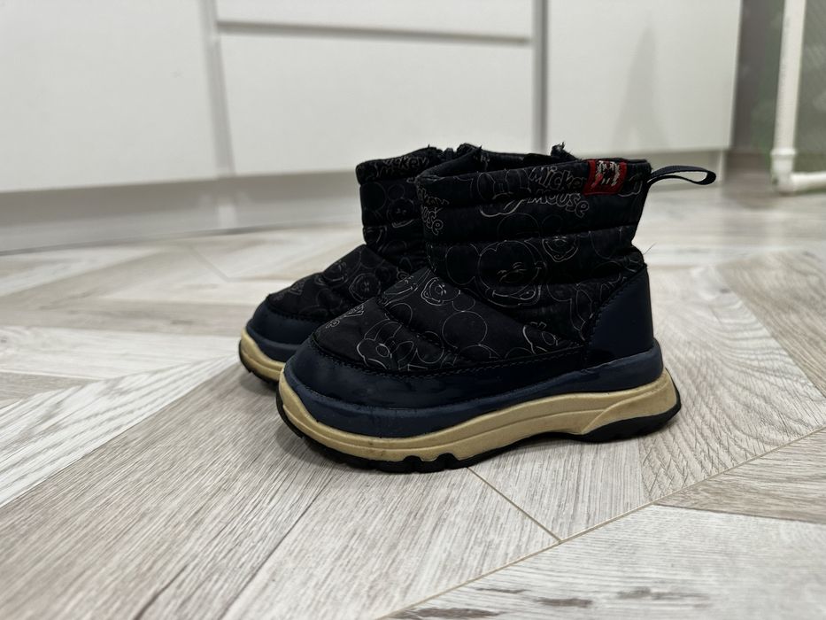 Демісезонні ботинки zara 23 розміру