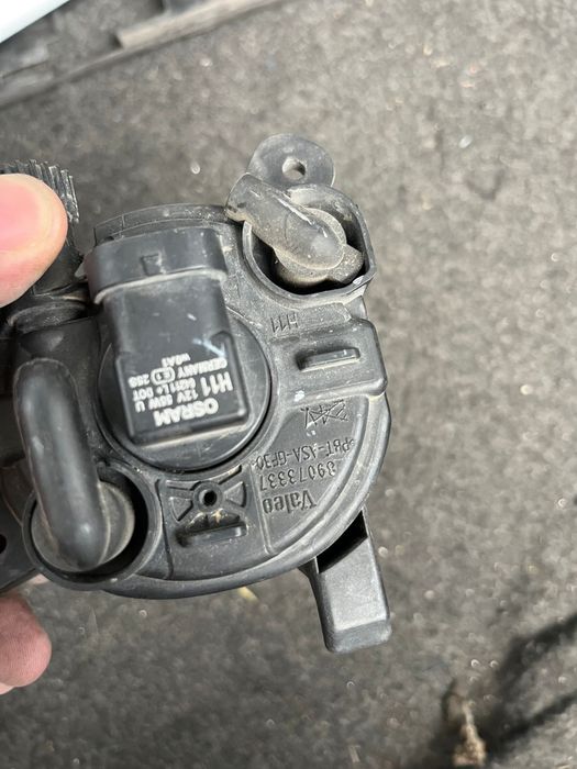 Farol nevoeiro esquerdo Audi A1 A4