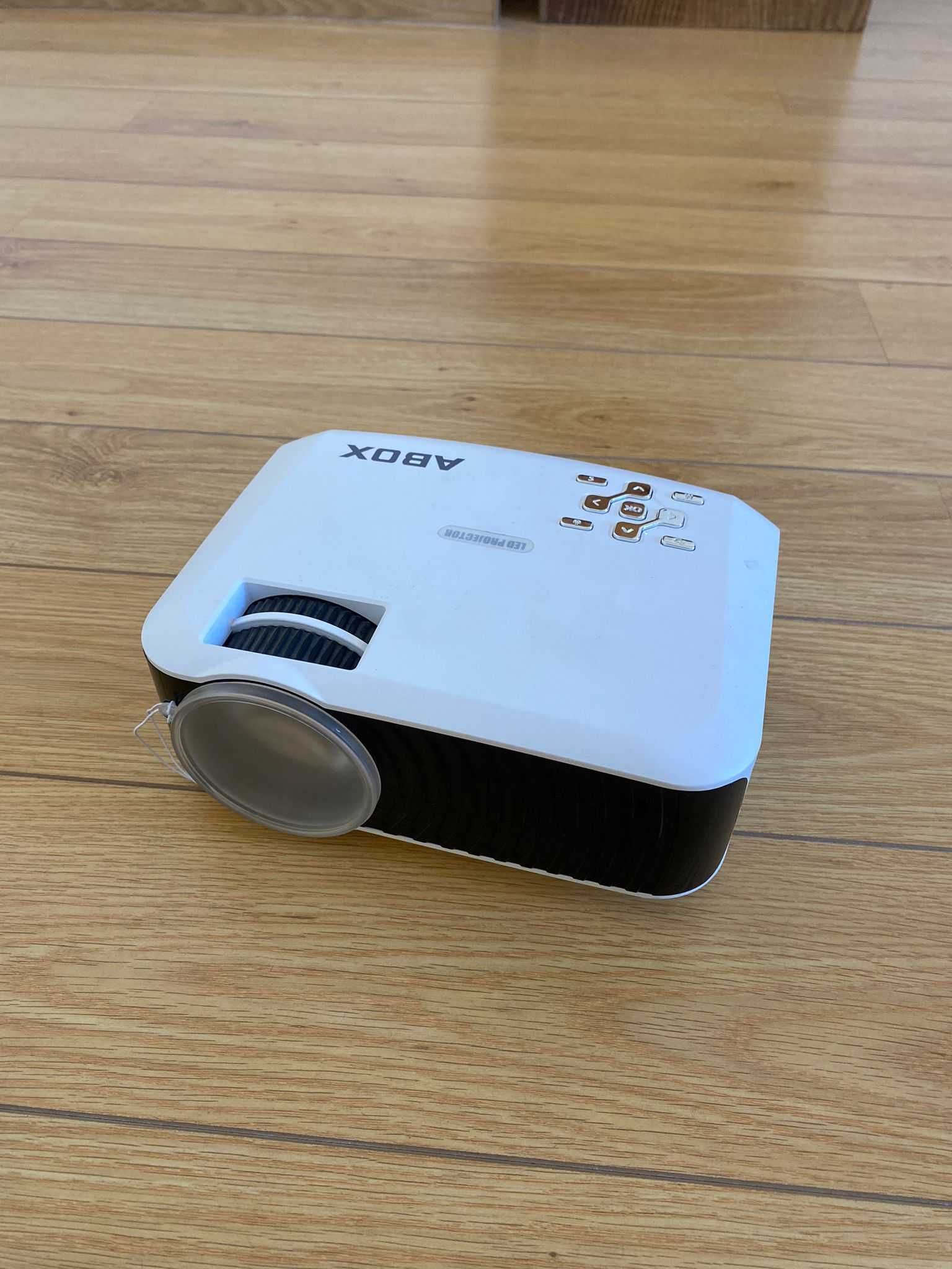 Projetor ABOX – LED 800x480