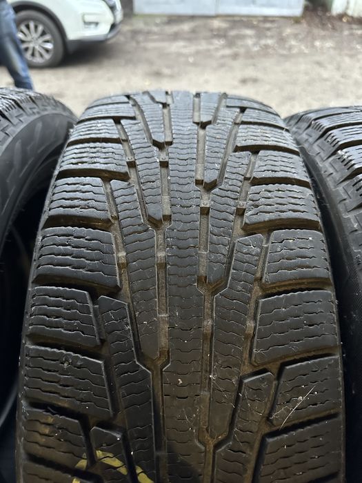 Продам 4 колеса Nokian Nordman rs2 suv 225/60/17