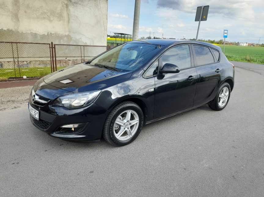 Opel astra 1.6cdti diesel 110KM