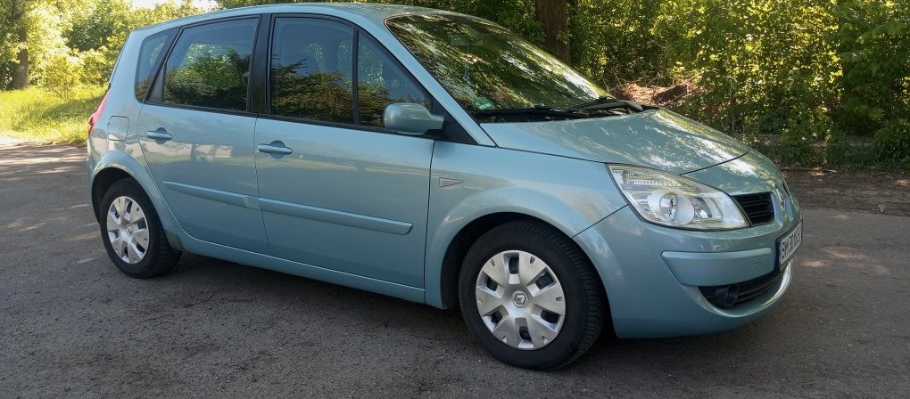 Renault Scenic 1.6 бензин