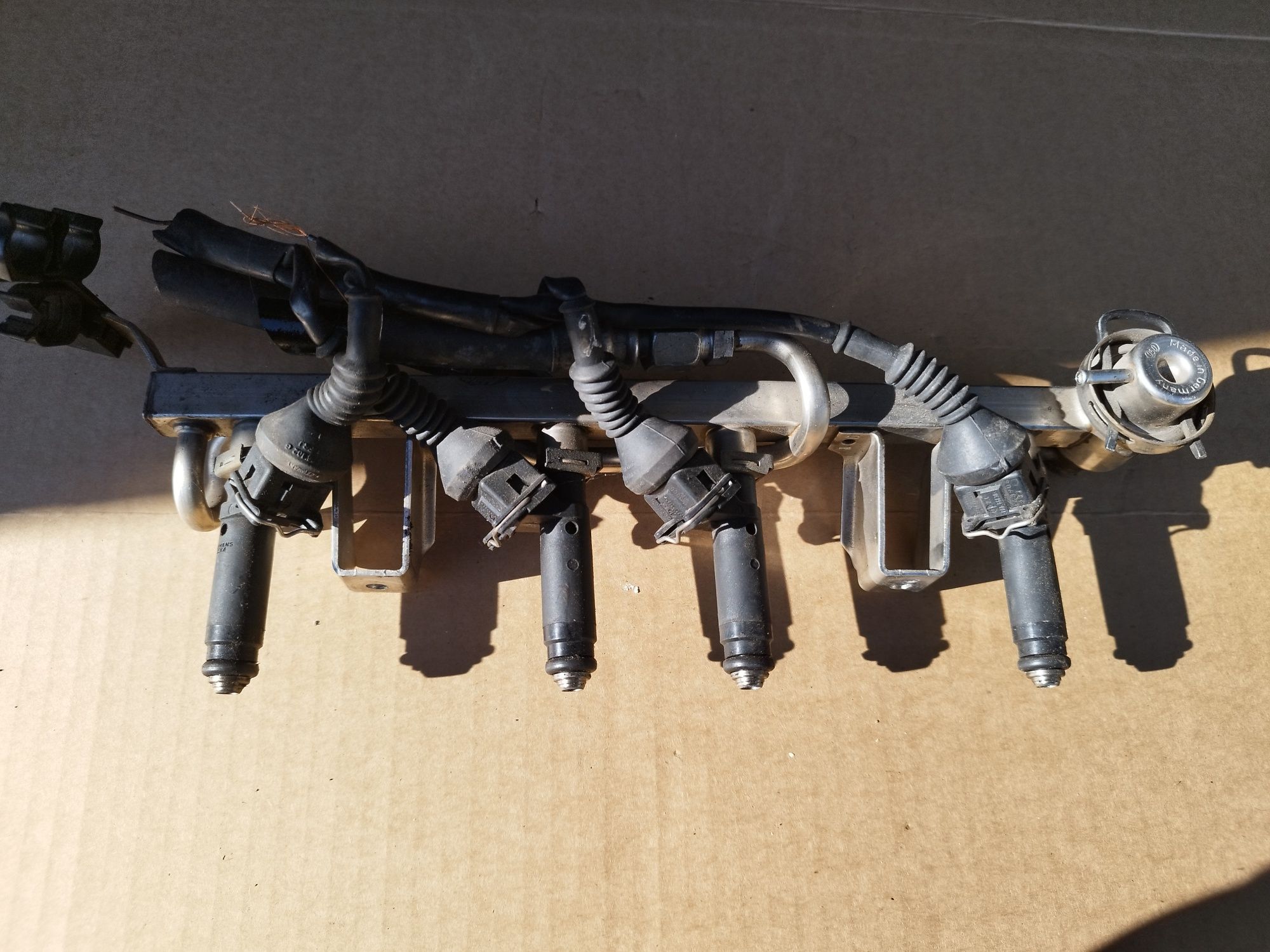 Listwa wtryskowa VW passat B5 FL 1.6
