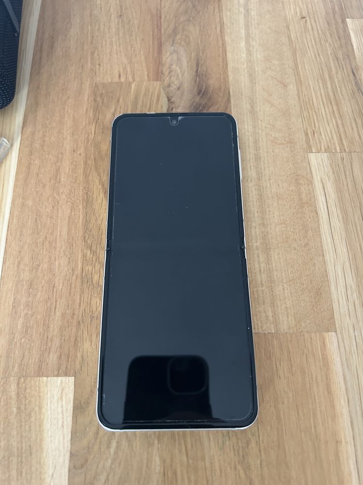 Samsung Z Flip 5G Biały