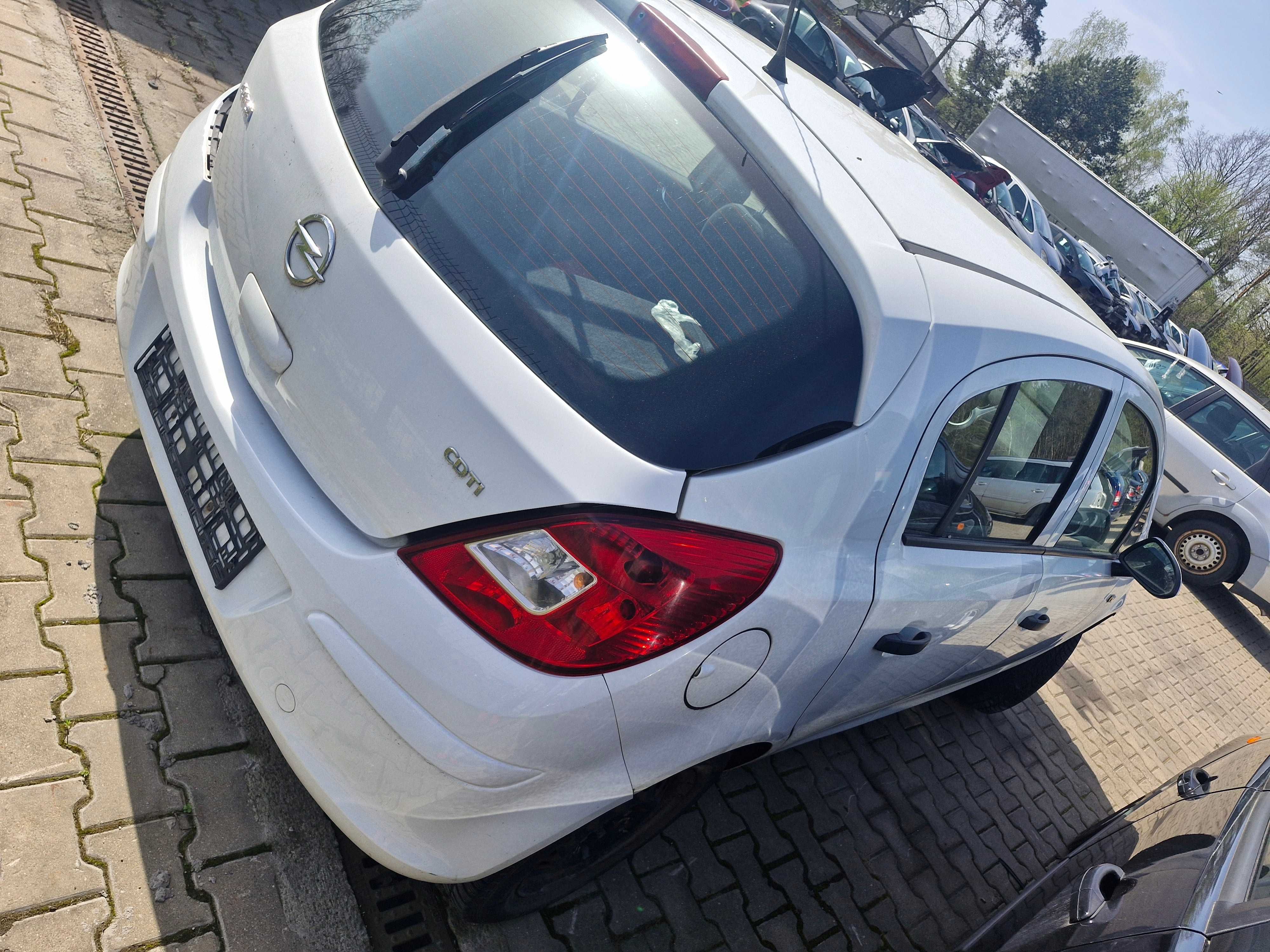 Opel Corsa D 1.3 diesel 75KM w całości na części #340